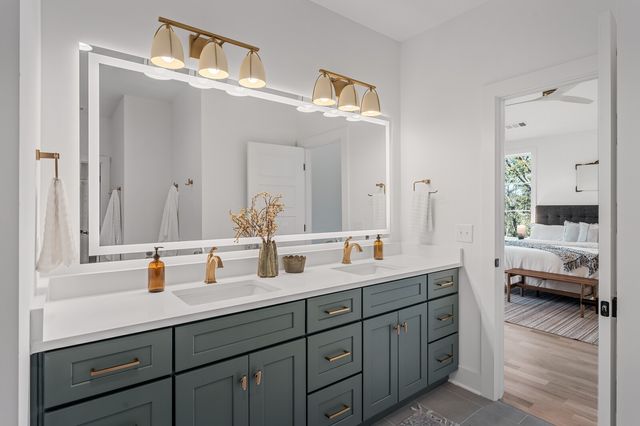 2507B Barclay Dr, Nashville, TN 37206