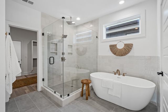 2507B Barclay Dr, Nashville, TN 37206