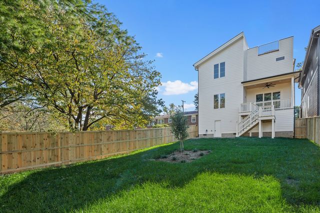 2507B Barclay Dr, Nashville, TN 37206