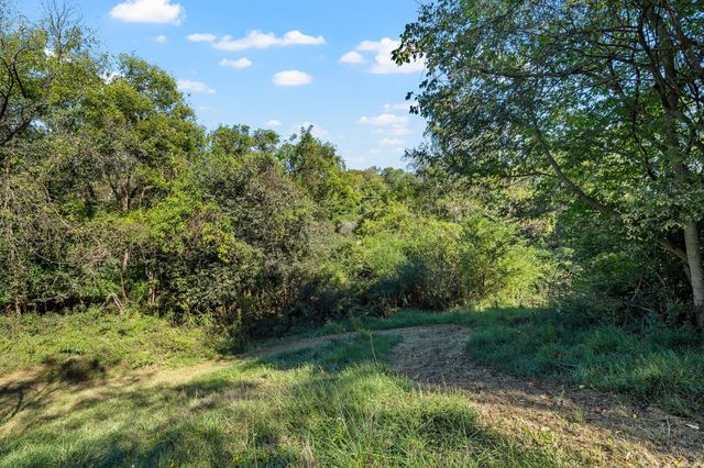 2507B Barclay Dr, Nashville, TN 37206