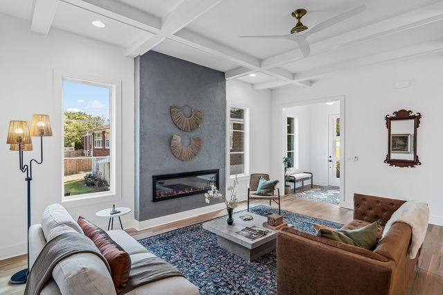 2507B Barclay Dr, Nashville, TN 37206