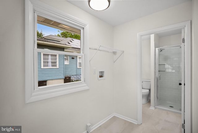 20 E WOODLAND AVE, Pitman, NJ 08071