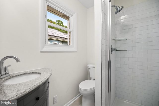 20 E WOODLAND AVE, Pitman, NJ 08071