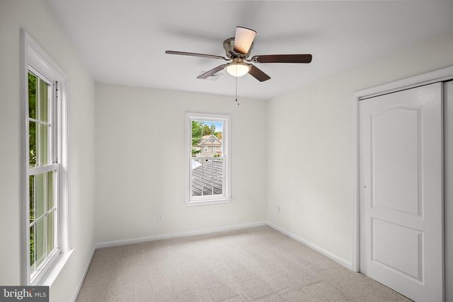 20 E WOODLAND AVE, Pitman, NJ 08071