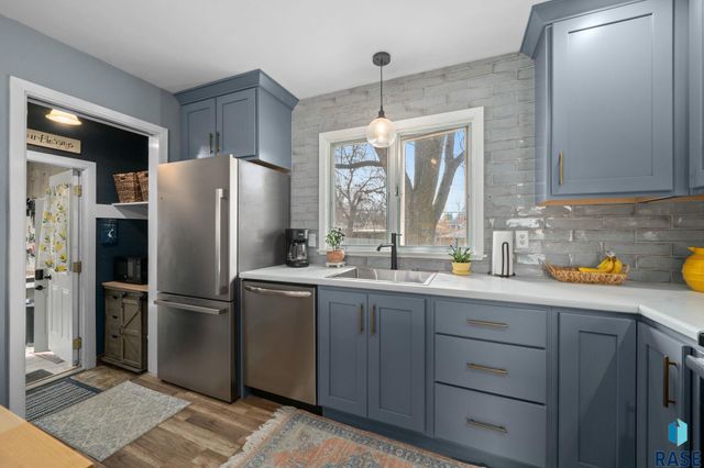 709 S Annway Dr Drive, Sioux Falls, SD 57103