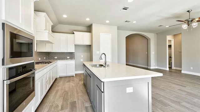 333 Cowling Drive, Little Elm, TX 75068