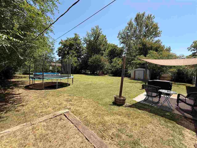 128 NE English St, Lawton, OK 73507