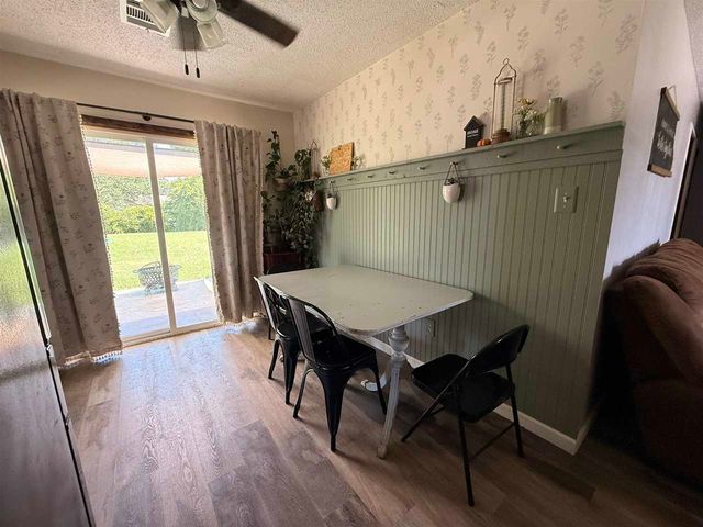 128 NE English St, Lawton, OK 73507