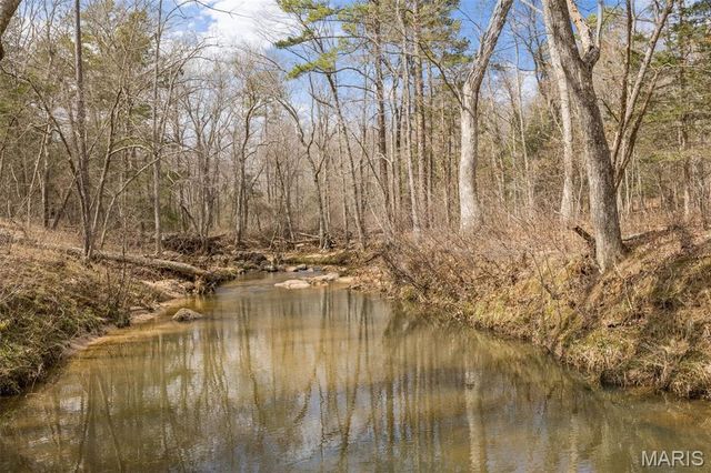 9075 32 Highway, Ste Genevieve, MO 63670