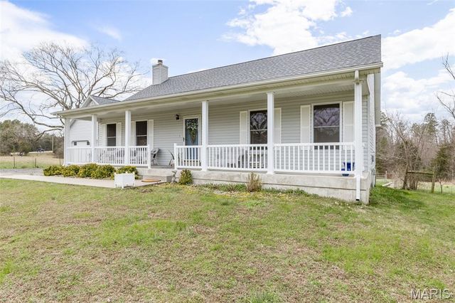 9075 32 Highway, Ste Genevieve, MO 63670