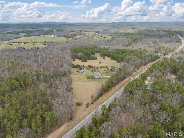 9075 32 Highway, Ste Genevieve, MO 63670