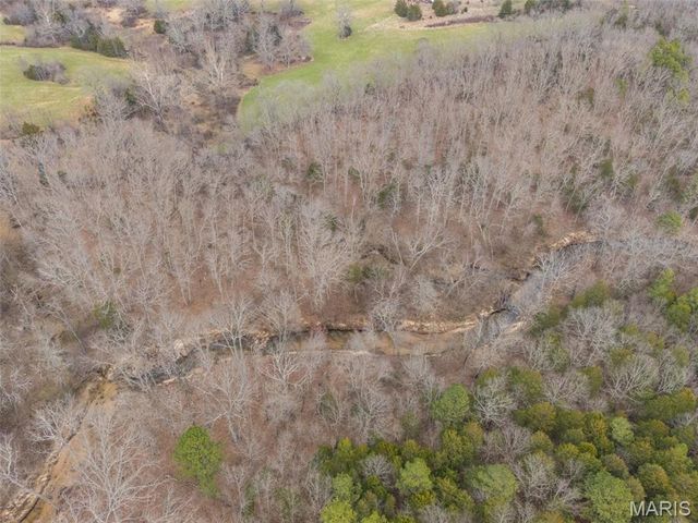 9075 32 Highway, Ste Genevieve, MO 63670