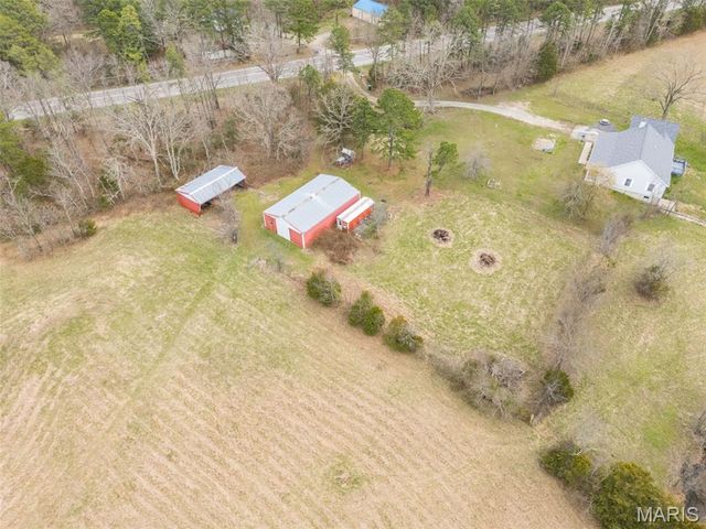 9075 32 Highway, Ste Genevieve, MO 63670