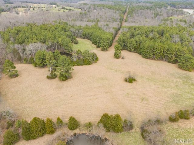 9075 32 Highway, Ste Genevieve, MO 63670