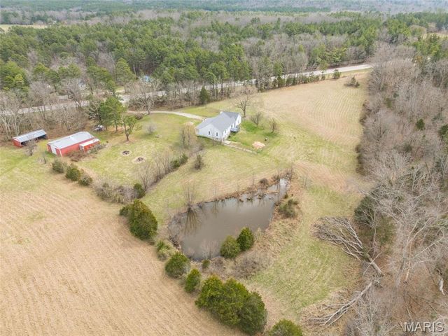 9075 32 Highway, Ste Genevieve, MO 63670