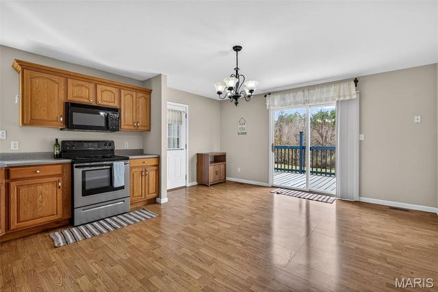 9075 32 Highway, Ste Genevieve, MO 63670