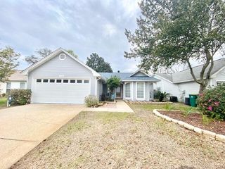 102 Midland Court, Niceville, FL 32578