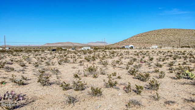 17540 CAMINO MONTE VISTA, El Paso, TX 79938