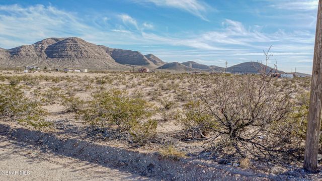 17540 CAMINO MONTE VISTA, El Paso, TX 79938