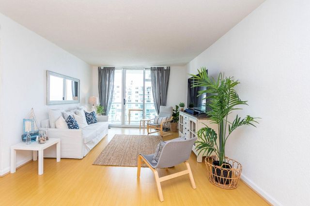 3901 S Ocean Drive 14c, Hollywood, FL 33019