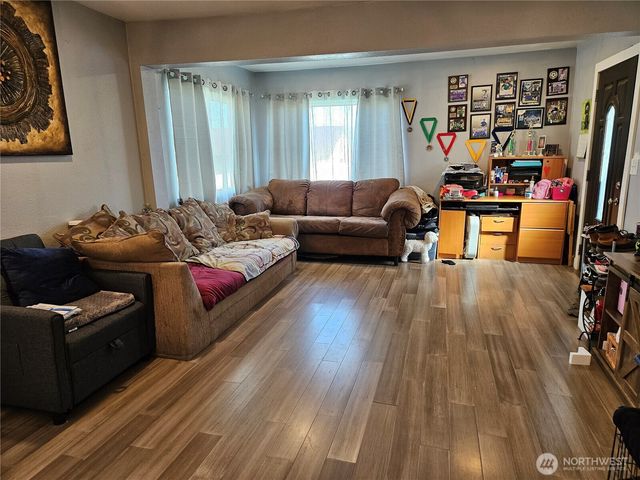 47 S Dogwood Street, Soap Lake, WA 98851