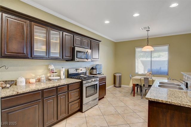 44 Delighted Avenue, North Las Vegas, NV 89031