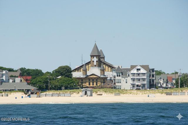74 Mount Hermon Way, Ocean Grove, NJ 07756