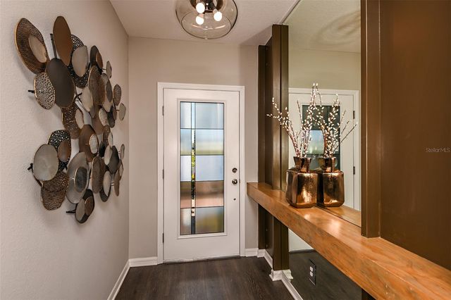 591 DARSHIRE AVENUE, Eustis, FL 32736