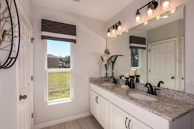 591 DARSHIRE AVENUE, Eustis, FL 32736