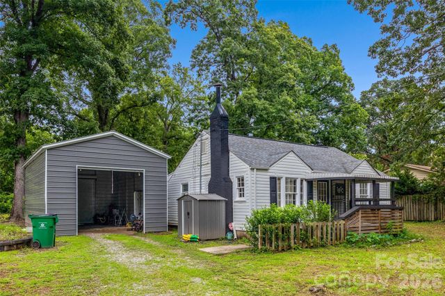 1810 Lisbon Lane, Charlotte, NC 28269