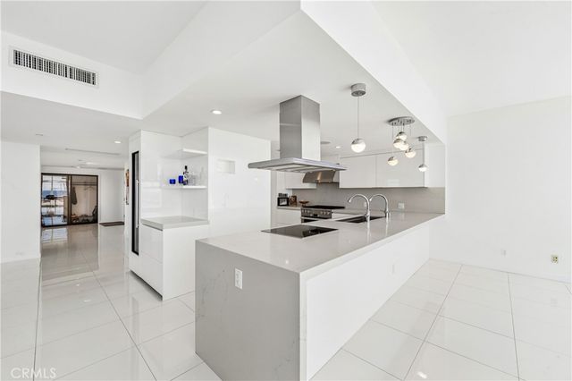 400 W Ocean 3002, Long Beach, CA 90802