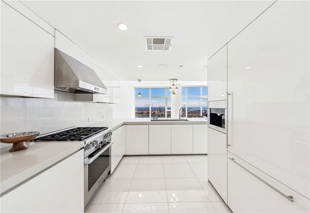 400 W Ocean 3002, Long Beach, CA 90802