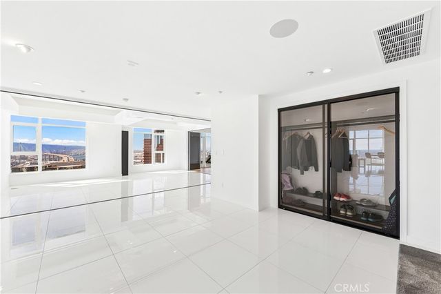 400 W Ocean 3002, Long Beach, CA 90802