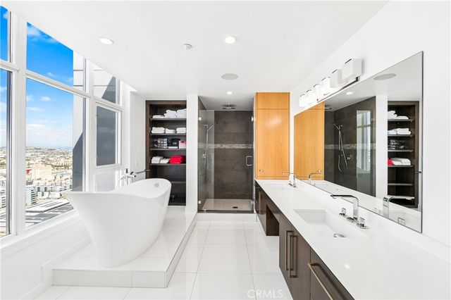 400 W Ocean 3002, Long Beach, CA 90802