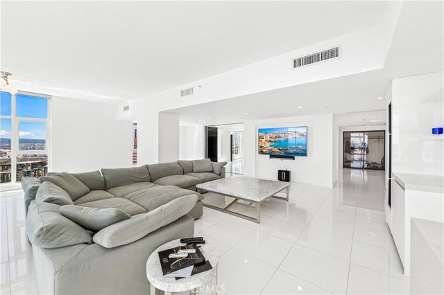 400 W Ocean 3002, Long Beach, CA 90802