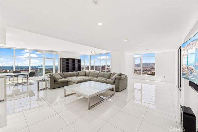 400 W Ocean 3002, Long Beach, CA 90802