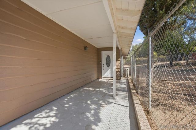 15773 Oak Valley Rd., Ramona, CA 92065