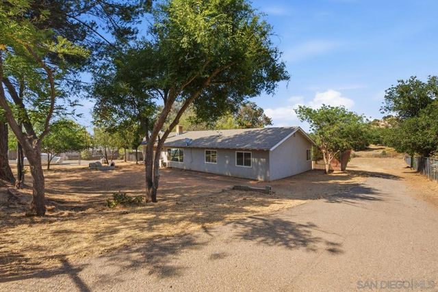 15773 Oak Valley Rd., Ramona, CA 92065