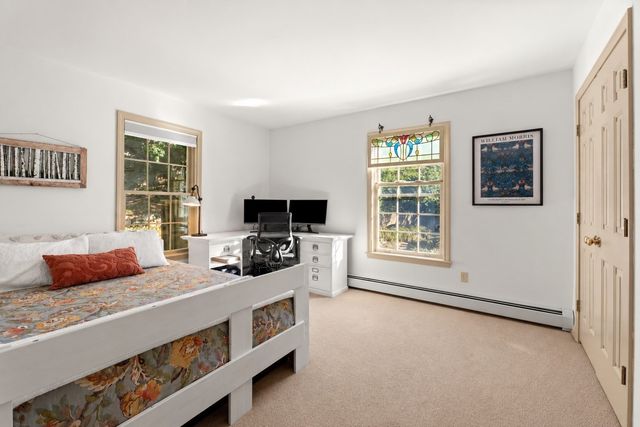 28 Elm Street 2, Manchester, MA 01944
