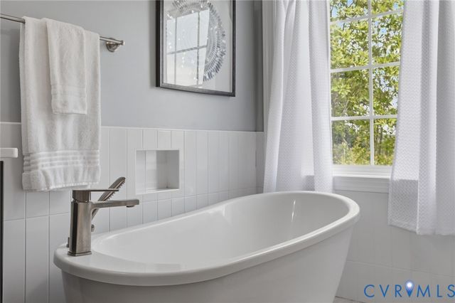 4945 Riverplace Ct, Glen Allen, VA 23059