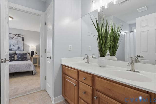 4945 Riverplace Ct, Glen Allen, VA 23059