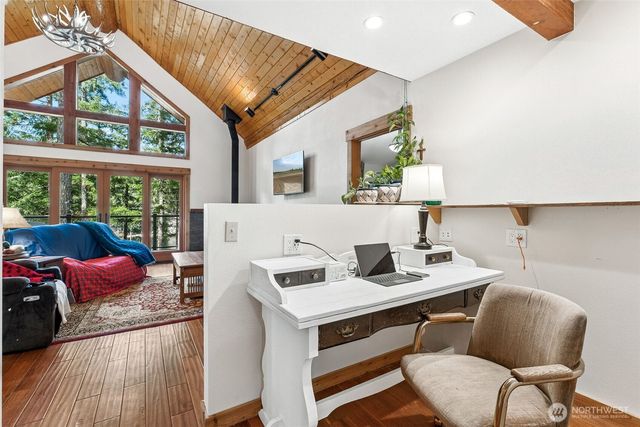 390 E Emerald Lake Drive E, Grapeview, WA 98546