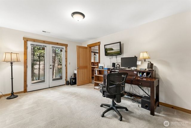 390 E Emerald Lake Drive E, Grapeview, WA 98546