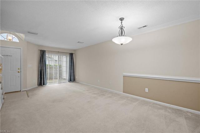 705 Queens PATH, Williamsburg, VA 23185