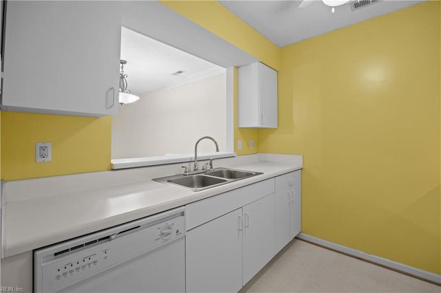 705 Queens PATH, Williamsburg, VA 23185