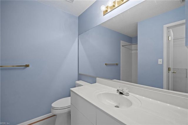 705 Queens PATH, Williamsburg, VA 23185
