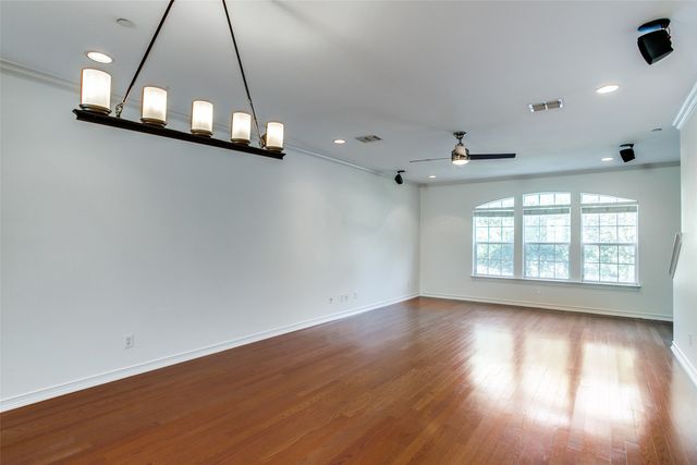 1600 Abrams Road 8, Dallas, TX 75214