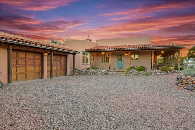 10 Miners Trail, Santa Fe, NM 87508