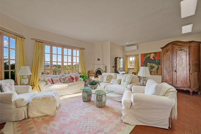 10 Miners Trail, Santa Fe, NM 87508
