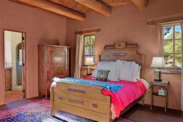 10 Miners Trail, Santa Fe, NM 87508
